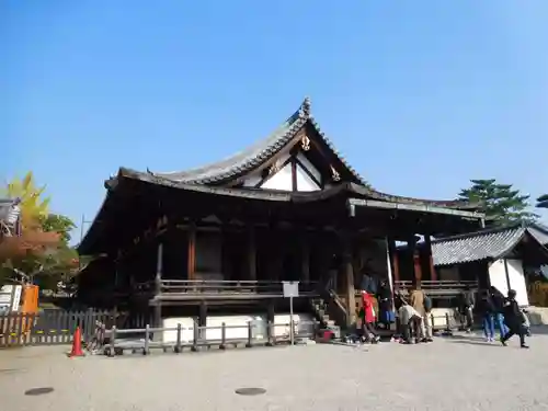 法隆寺の本殿