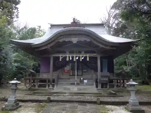 加知彌神社の本殿・本堂