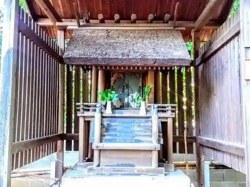 山神社の本殿