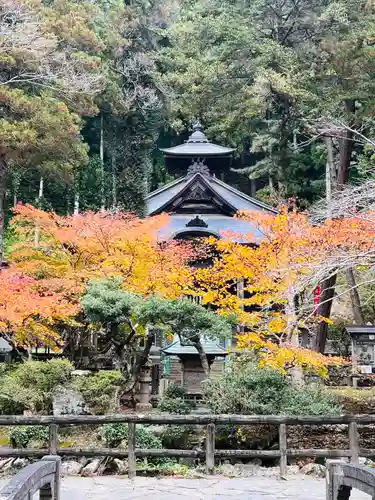 横山不動尊の建物その他