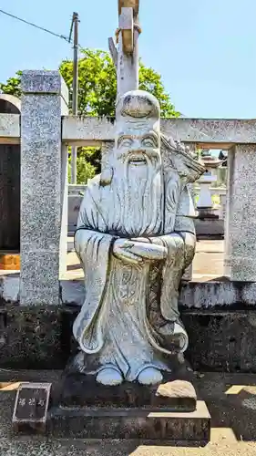 天王神社の像