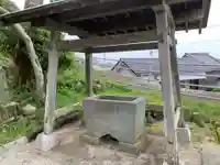 川津神社の手水舎