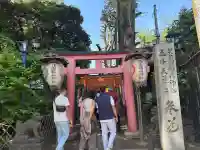 花園稲荷神社の{uncategorized: "未分類", other: "その他", undefined: "問題あり", building: "その他建物", grave: "お墓", sacred_gate: "鳥居", guardian: "狛犬", statue: "像", buddha: "仏像", history: "歴史", nature: "自然", garden: "庭園", animal: "動物", pagoda: "塔", temizu: "手水舎", mountain_gate: "山門・神門", sanctuary: "本殿・本堂", subordinate: "末社・摂社", art: "芸術", scenery: "景色", jizo: "地蔵", ema: "絵馬", goshuin: "御朱印", omikuji: "おみくじ", items: "授与品その他", amulet: "お守り", goshuincho: "御朱印帳", eats: "食事", festival: "お祭り", votive_dance: "神楽", shichigosan: "七五三参", wedding: "結婚式", experience: "体験その他", initially: "初詣", around: "周辺", anti_infection: "感染症対策"}