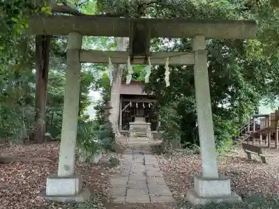 秋葉神社の{uncategorized: "未分類", other: "その他", undefined: "問題あり", building: "その他建物", grave: "お墓", sacred_gate: "鳥居", guardian: "狛犬", statue: "像", buddha: "仏像", history: "歴史", nature: "自然", garden: "庭園", animal: "動物", pagoda: "塔", temizu: "手水舎", mountain_gate: "山門・神門", sanctuary: "本殿・本堂", subordinate: "末社・摂社", art: "芸術", scenery: "景色", jizo: "地蔵", ema: "絵馬", goshuin: "御朱印", omikuji: "おみくじ", items: "授与品その他", amulet: "お守り", goshuincho: "御朱印帳", eats: "食事", festival: "お祭り", votive_dance: "神楽", shichigosan: "七五三参", wedding: "結婚式", experience: "体験その他", initially: "初詣", around: "周辺", anti_infection: "感染症対策"}