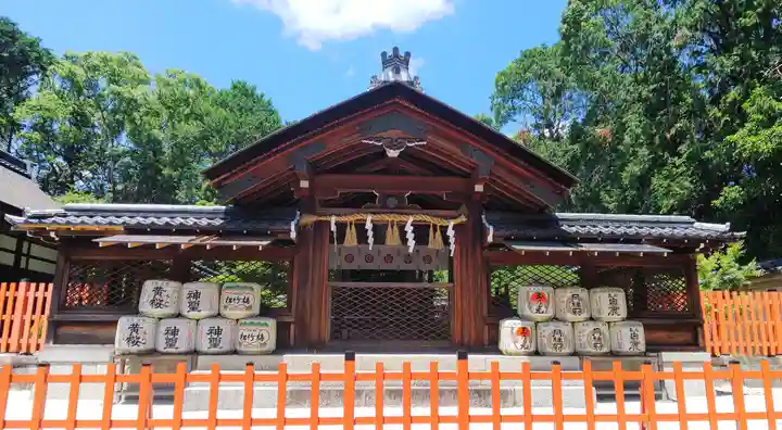建勲神社の山門・神門