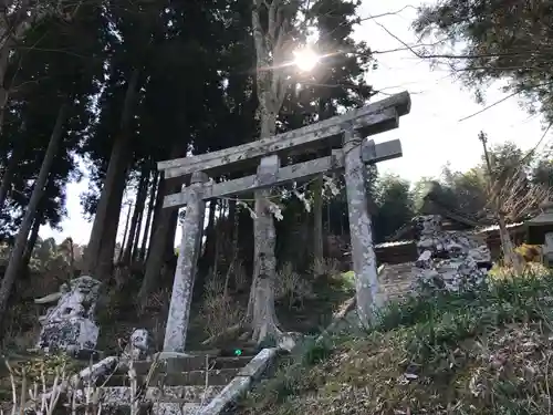 八幡神社の鳥居