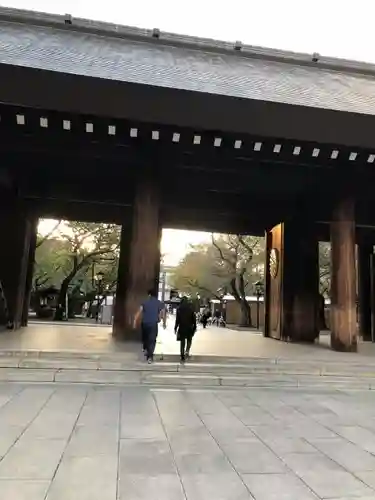 靖國神社の山門