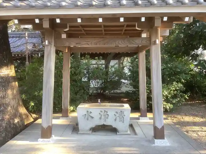 仏地院の手水舎