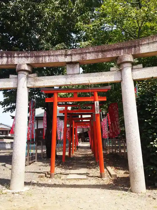 門田稲荷神社の鳥居