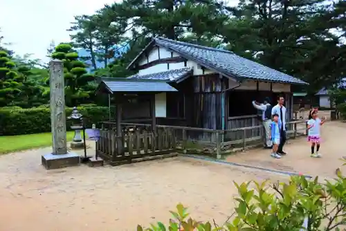 松陰神社の建物その他