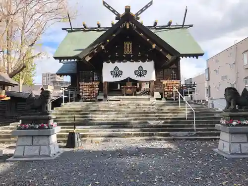 札幌諏訪神社の本殿・本堂