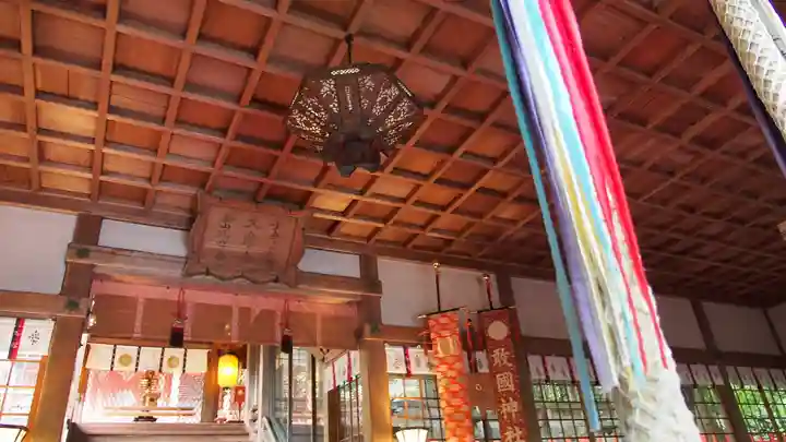 敢國神社の本殿・本堂
