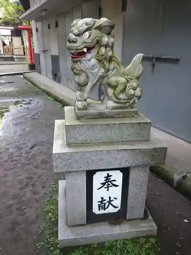 銀杏岡八幡神社の狛犬