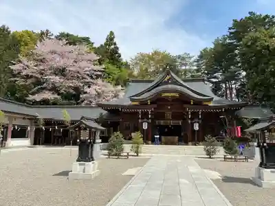 進雄神社の本殿・本堂