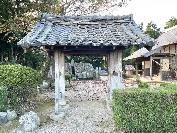 専称寺(三重県)