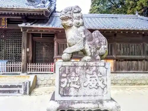 糟目春日神社の狛犬