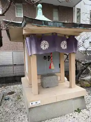 静岡天満宮の{uncategorized: "未分類", other: "その他", undefined: "問題あり", building: "その他建物", grave: "お墓", sacred_gate: "鳥居", guardian: "狛犬", statue: "像", buddha: "仏像", history: "歴史", nature: "自然", garden: "庭園", animal: "動物", pagoda: "塔", temizu: "手水舎", mountain_gate: "山門・神門", sanctuary: "本殿・本堂", subordinate: "末社・摂社", art: "芸術", scenery: "景色", jizo: "地蔵", ema: "絵馬", goshuin: "御朱印", omikuji: "おみくじ", items: "授与品その他", amulet: "お守り", goshuincho: "御朱印帳", eats: "食事", festival: "お祭り", votive_dance: "神楽", shichigosan: "七五三参", wedding: "結婚式", experience: "体験その他", initially: "初詣", around: "周辺", anti_infection: "感染症対策"}