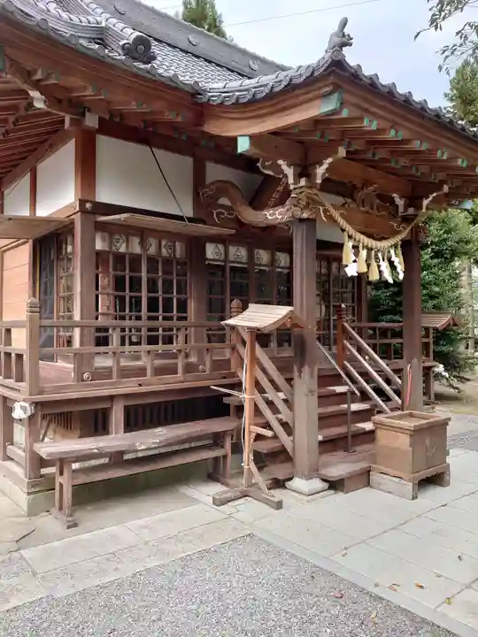 三軒地稲荷神社の本殿・本堂
