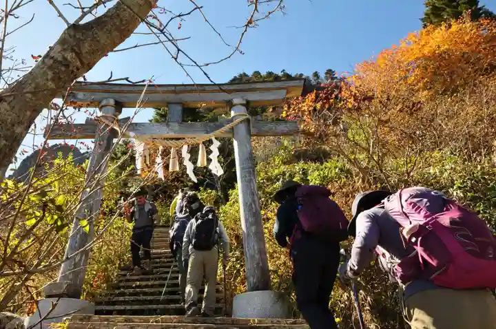 石鎚神社頂上社(愛媛県)