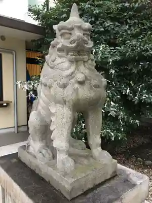 大鳥神社の狛犬