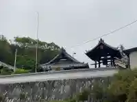 地蔵寺の{uncategorized: "未分類", other: "その他", undefined: "問題あり", building: "その他建物", grave: "お墓", sacred_gate: "鳥居", guardian: "狛犬", statue: "像", buddha: "仏像", history: "歴史", nature: "自然", garden: "庭園", animal: "動物", pagoda: "塔", temizu: "手水舎", mountain_gate: "山門・神門", sanctuary: "本殿・本堂", subordinate: "末社・摂社", art: "芸術", scenery: "景色", jizo: "地蔵", ema: "絵馬", goshuin: "御朱印", omikuji: "おみくじ", items: "授与品その他", amulet: "お守り", goshuincho: "御朱印帳", eats: "食事", festival: "お祭り", votive_dance: "神楽", shichigosan: "七五三参", wedding: "結婚式", experience: "体験その他", initially: "初詣", around: "周辺", anti_infection: "感染症対策"}