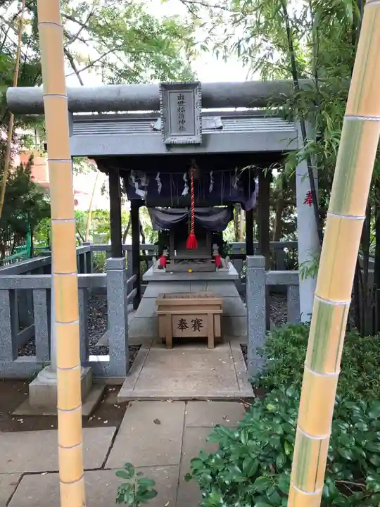 市谷亀岡八幡宮の末社・摂社