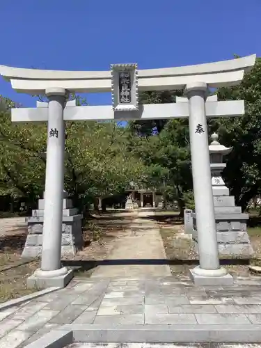 和爾良神社の鳥居