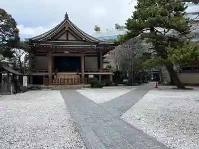心法寺の本殿・本堂