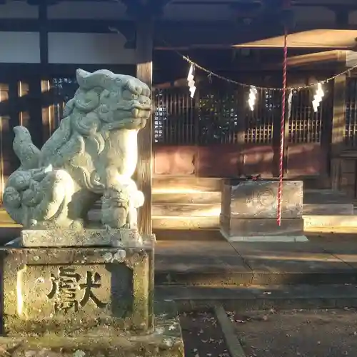 四所神社の狛犬