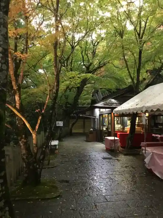 永源寺の{uncategorized: "未分類", other: "その他", undefined: "問題あり", building: "その他建物", grave: "お墓", sacred_gate: "鳥居", guardian: "狛犬", statue: "像", buddha: "仏像", history: "歴史", nature: "自然", garden: "庭園", animal: "動物", pagoda: "塔", temizu: "手水舎", mountain_gate: "山門・神門", sanctuary: "本殿・本堂", subordinate: "末社・摂社", art: "芸術", scenery: "景色", jizo: "地蔵", ema: "絵馬", goshuin: "御朱印", omikuji: "おみくじ", items: "授与品その他", amulet: "お守り", goshuincho: "御朱印帳", eats: "食事", festival: "お祭り", votive_dance: "神楽", shichigosan: "七五三参", wedding: "結婚式", experience: "体験その他", initially: "初詣", around: "周辺", anti_infection: "感染症対策"}