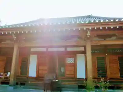 泉蔵寺の本殿・本堂