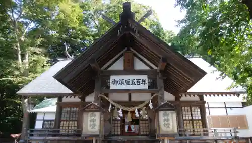 三嶋神社の本殿