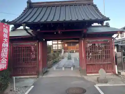 観性寺の山門・神門