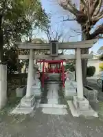 潮田稲荷神社の{uncategorized: "未分類", other: "その他", undefined: "問題あり", building: "その他建物", grave: "お墓", sacred_gate: "鳥居", guardian: "狛犬", statue: "像", buddha: "仏像", history: "歴史", nature: "自然", garden: "庭園", animal: "動物", pagoda: "塔", temizu: "手水舎", mountain_gate: "山門・神門", sanctuary: "本殿・本堂", subordinate: "末社・摂社", art: "芸術", scenery: "景色", jizo: "地蔵", ema: "絵馬", goshuin: "御朱印", omikuji: "おみくじ", items: "授与品その他", amulet: "お守り", goshuincho: "御朱印帳", eats: "食事", festival: "お祭り", votive_dance: "神楽", shichigosan: "七五三参", wedding: "結婚式", experience: "体験その他", initially: "初詣", around: "周辺", anti_infection: "感染症対策"}