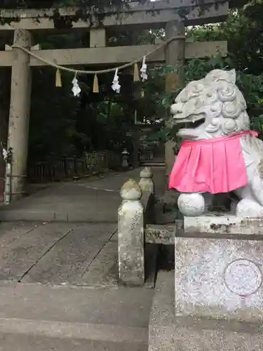 仁井田神社の狛犬