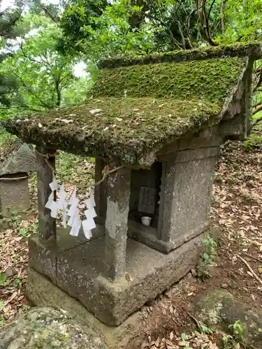 諏訪神社の末社