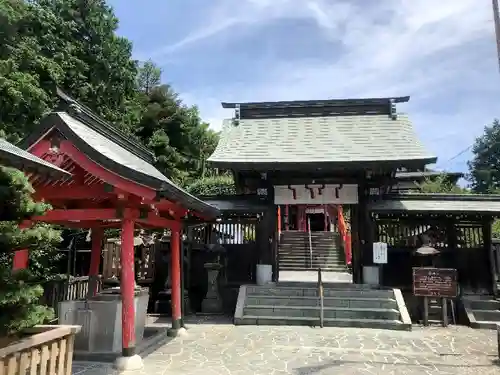 霞神社の山門・神門