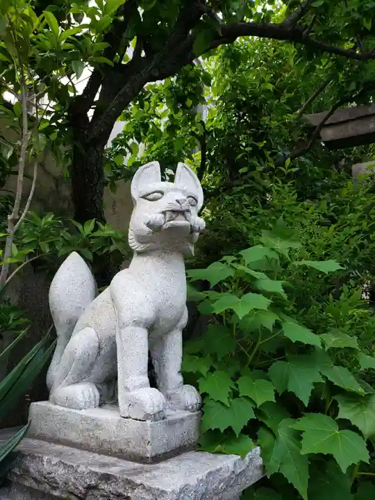 大山稲荷神社の狛犬
