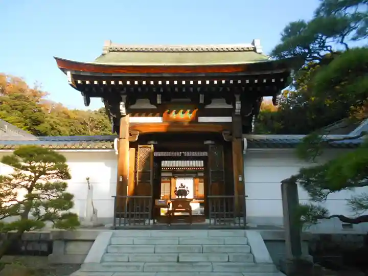 天嶽院の山門・神門
