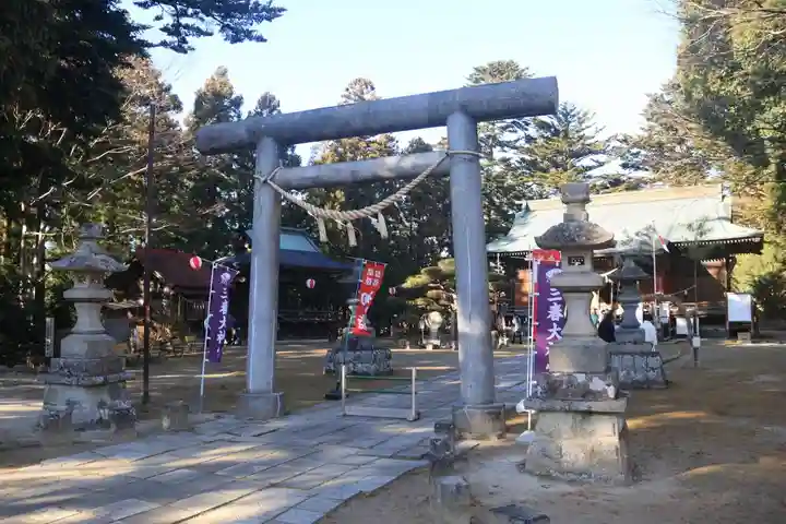 三春大神宮の鳥居