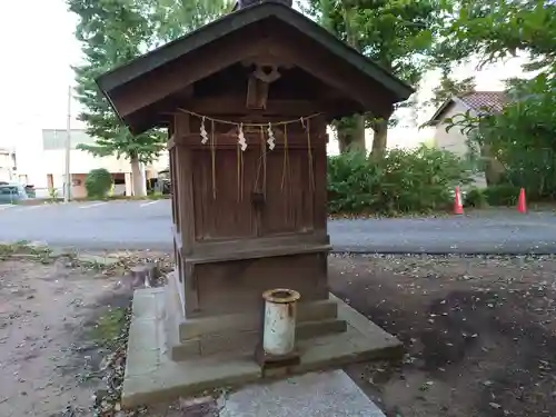 飯香岡八幡宮の末社