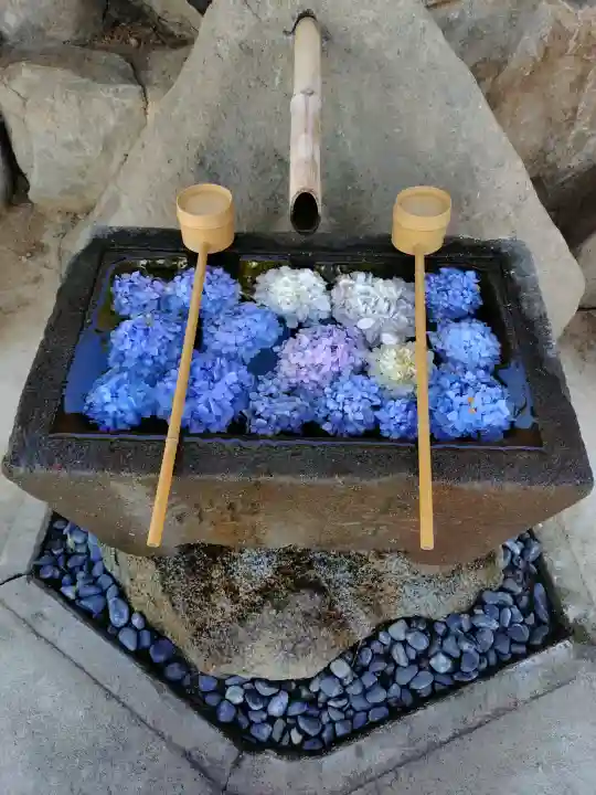 差出磯大嶽山神社 仕事と健康と厄よけの神さま(山梨県)