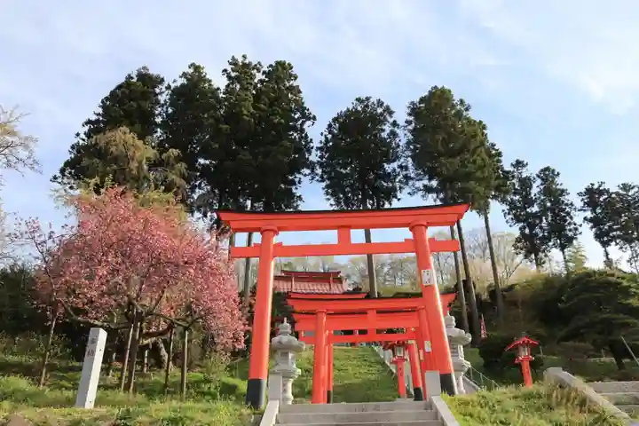 高屋敷稲荷神社の鳥居