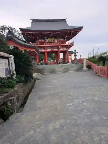 鵜戸神宮の{uncategorized: "未分類", other: "その他", undefined: "問題あり", building: "その他建物", grave: "お墓", sacred_gate: "鳥居", guardian: "狛犬", statue: "像", buddha: "仏像", history: "歴史", nature: "自然", garden: "庭園", animal: "動物", pagoda: "塔", temizu: "手水舎", mountain_gate: "山門・神門", sanctuary: "本殿・本堂", subordinate: "末社・摂社", art: "芸術", scenery: "景色", jizo: "地蔵", ema: "絵馬", goshuin: "御朱印", omikuji: "おみくじ", items: "授与品その他", amulet: "お守り", goshuincho: "御朱印帳", eats: "食事", festival: "お祭り", votive_dance: "神楽", shichigosan: "七五三参", wedding: "結婚式", experience: "体験その他", initially: "初詣", around: "周辺", anti_infection: "感染症対策"}