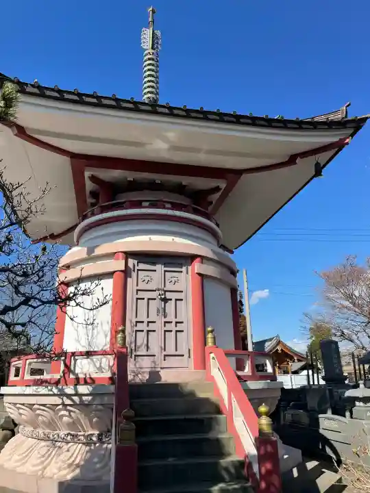 延命寺の{uncategorized: "未分類", other: "その他", undefined: "問題あり", building: "その他建物", grave: "お墓", sacred_gate: "鳥居", guardian: "狛犬", statue: "像", buddha: "仏像", history: "歴史", nature: "自然", garden: "庭園", animal: "動物", pagoda: "塔", temizu: "手水舎", mountain_gate: "山門・神門", sanctuary: "本殿・本堂", subordinate: "末社・摂社", art: "芸術", scenery: "景色", jizo: "地蔵", ema: "絵馬", goshuin: "御朱印", omikuji: "おみくじ", items: "授与品その他", amulet: "お守り", goshuincho: "御朱印帳", eats: "食事", festival: "お祭り", votive_dance: "神楽", shichigosan: "七五三参", wedding: "結婚式", experience: "体験その他", initially: "初詣", around: "周辺", anti_infection: "感染症対策"}