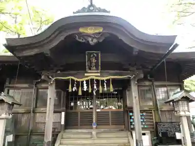 津田八幡神社の本殿・本堂