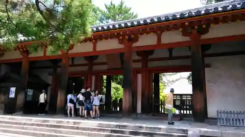 唐招提寺の山門・神門