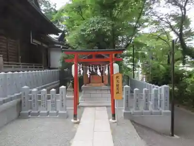 星川杉山神社の末社・摂社