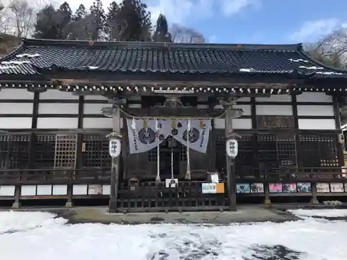 南部神社の本殿