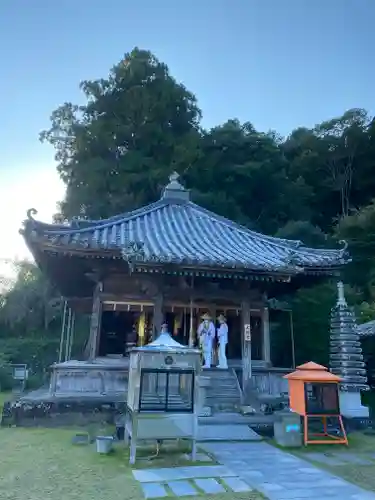 平等寺の本殿・本堂